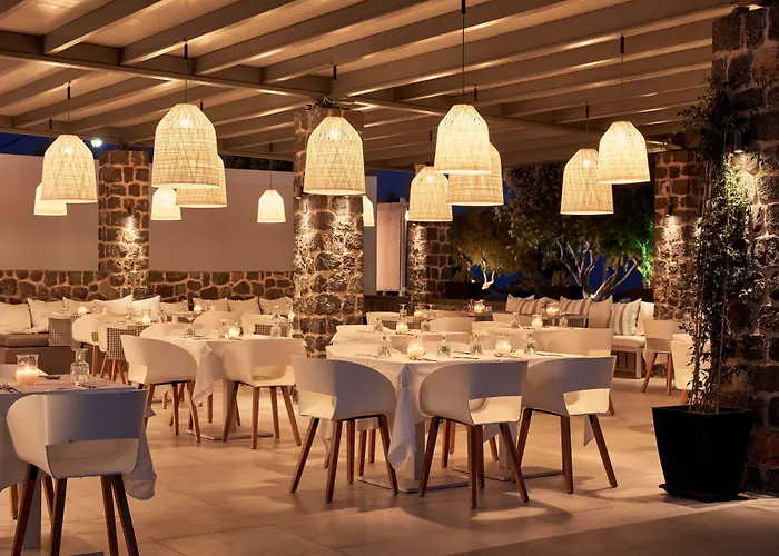 Hotel Aqua Blue Perissa (Santorini)