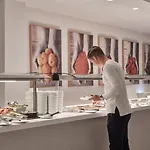 Szálloda Aqua Blue 5*