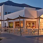 Aqua Blue Szálloda 5*