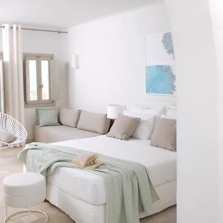 Hotel Aqua Blue