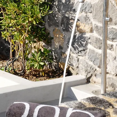 Hotel Aqua Blue Perissa (Santorini)