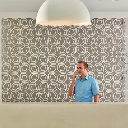 Отель Aqua Blue