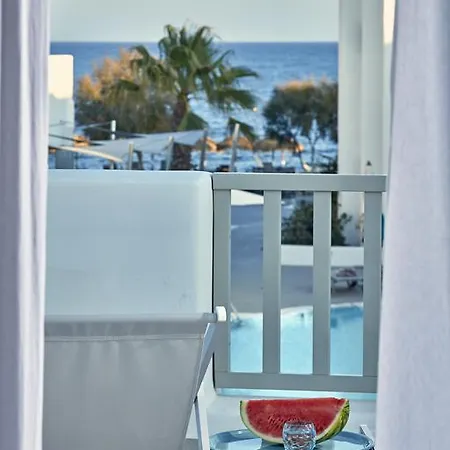 Отель Aqua Blue 5*