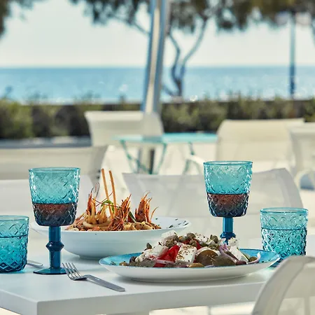 Aqua Blue 5* Perissa (Santorini)